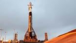 SpaceX Falcon 9 on launchpad